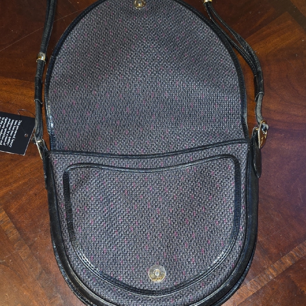 Yves Saint Laurent Vintage Black Woven Crossbody Bag With Box And COA - Picture 8 of 14